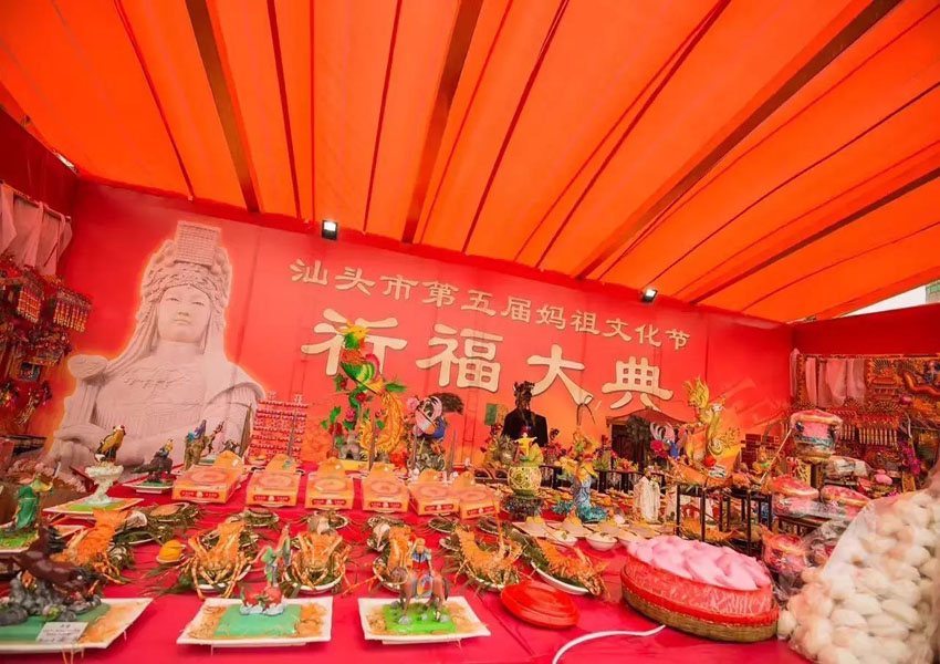 ���������Ļ����� ͬ�Ĺ���������ͷ������������Ļ������͸���������¡�ؾ��У�